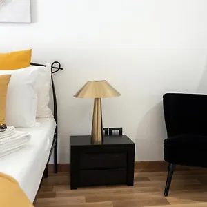 https://barcaccia-luxury-suites.it-romehotels.com