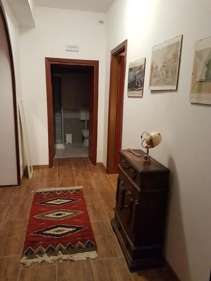 Flower Cozy Room Venice Italy